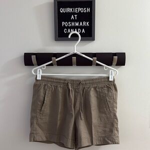 Rietman’s Women’s Linen Blend Short with pockets, drawstring elastic waist size4